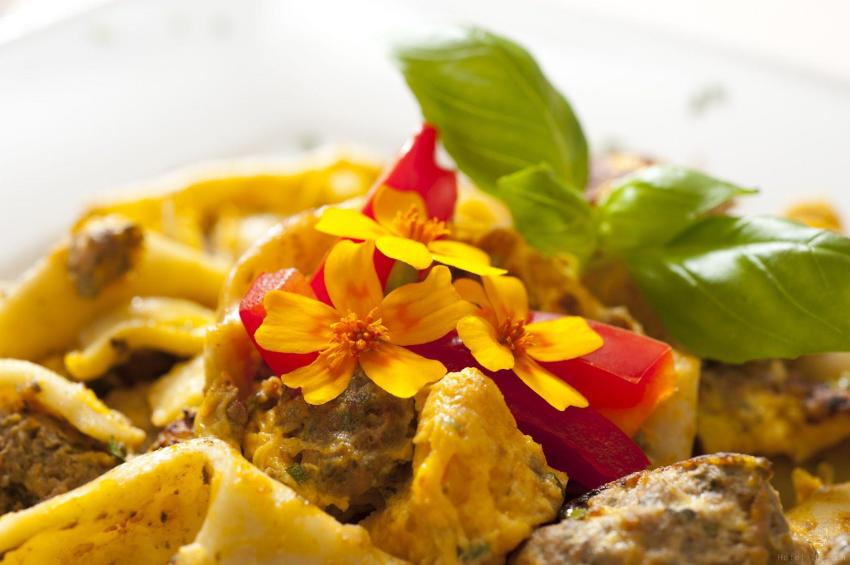 hausgemachte Maultaschen - unsere Spezialitäten