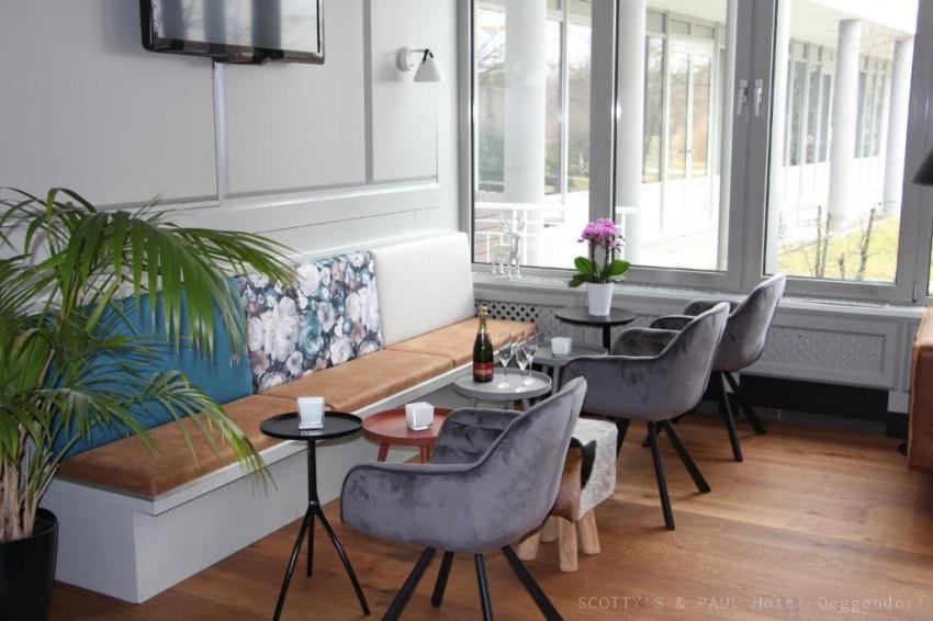 SCOTTY'S & PAUL Hotel Deggendorf