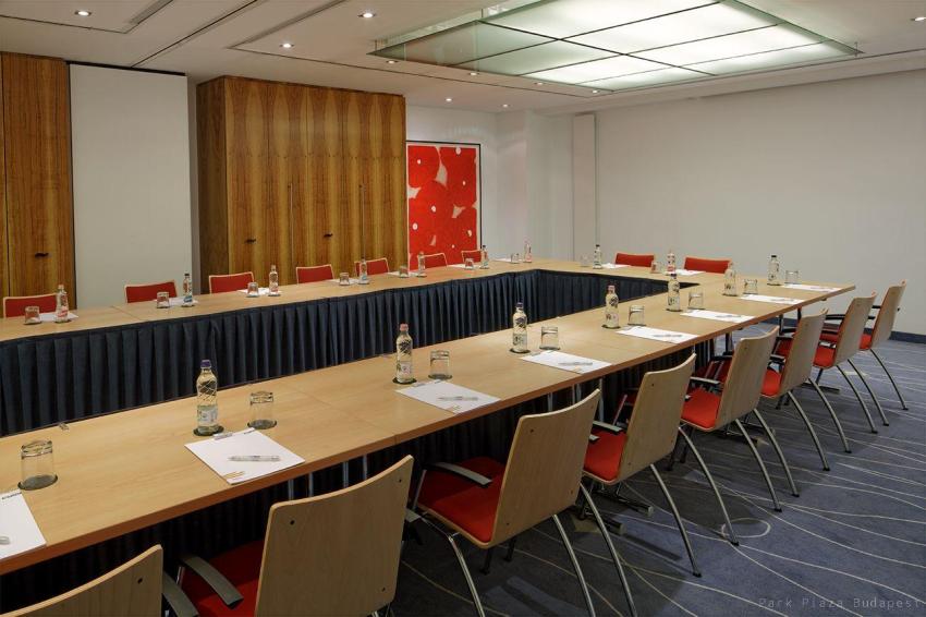 Tapestry room 1-3