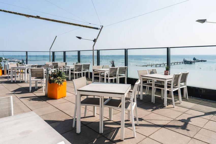 Rooftop-Bar