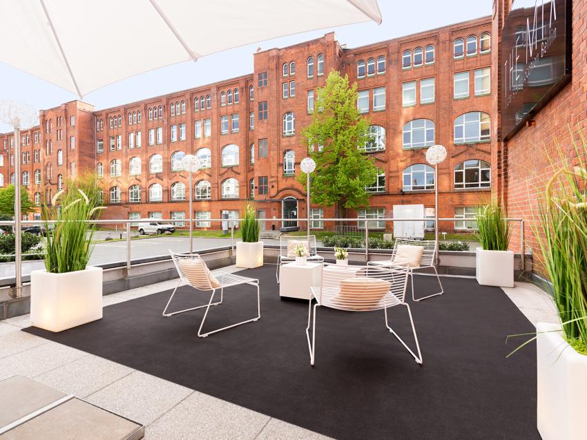 Terrasse ( Terrasse nicht separat buchbar, sondern nur mit angeschlossenem Raum