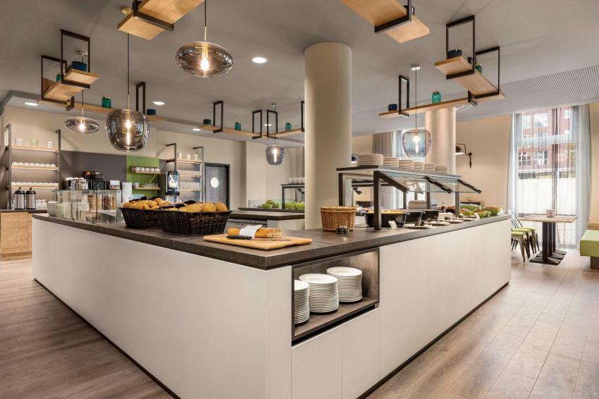 Super 8 by Wyndham Hamburg Mitte