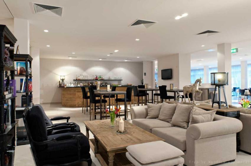 Lobby-Bar