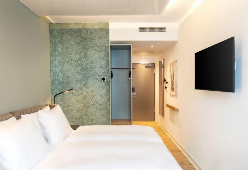 elaya hotel regensburg city center 