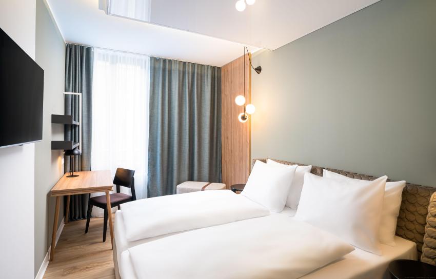 elaya hotel regensburg city center 