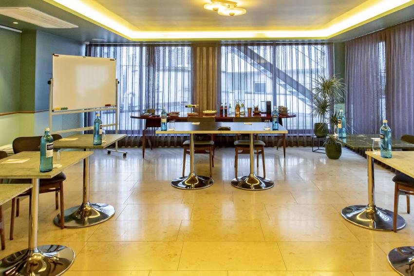 MUZE Hotel Düsseldorf - Handwritten Collection