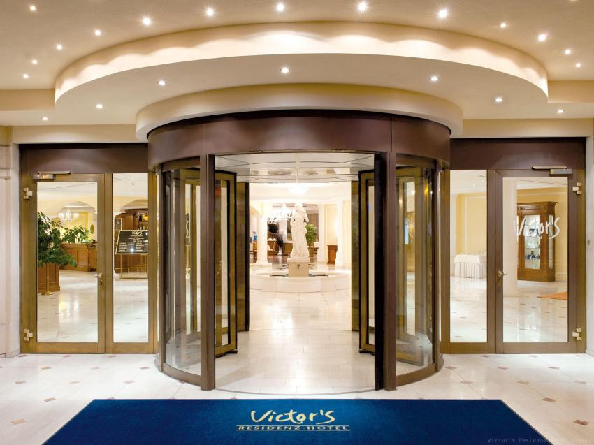 Victor's Residenz-Hotel Erfurt - Eingang