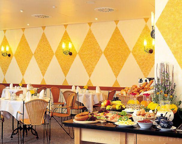 Frühstücksrestaurant und Frühstücksbuffet
