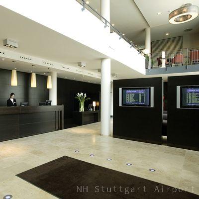 Rezeption - NH Stuttgart Airport