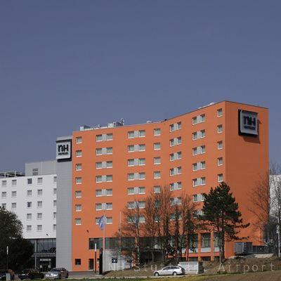 Außenansicht - NH Stuttgart Airport