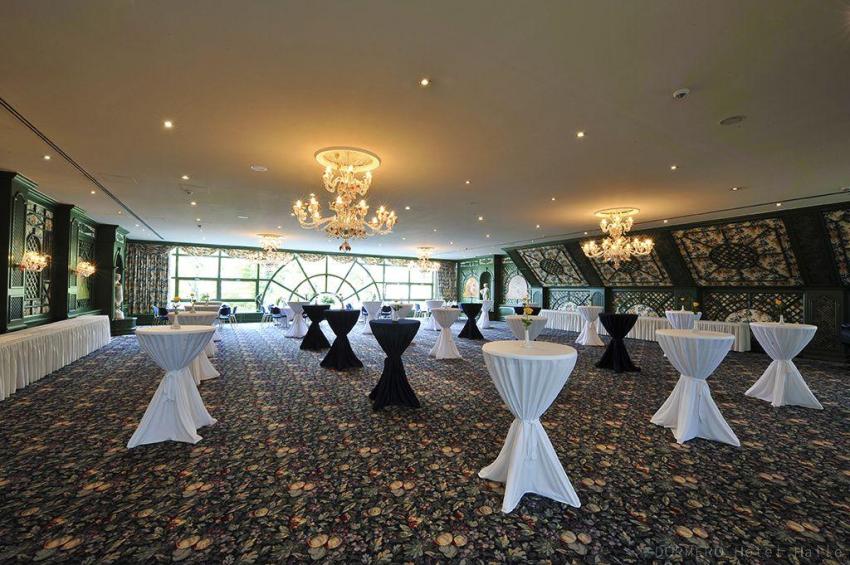 DORMERO Hotel Halle