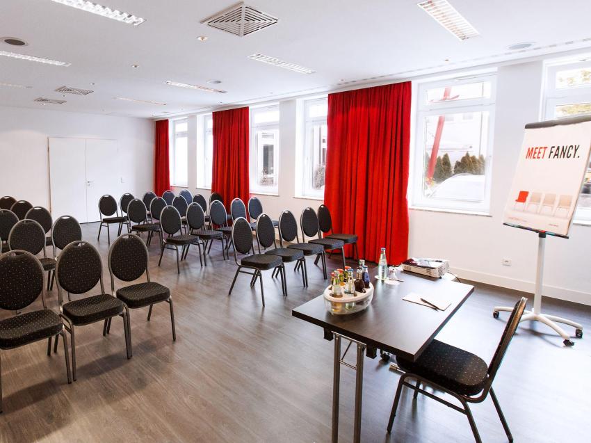 DORMERO Hotel Dresden Airport