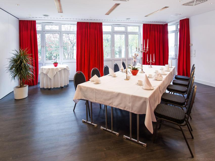 DORMERO Hotel Dresden Airport