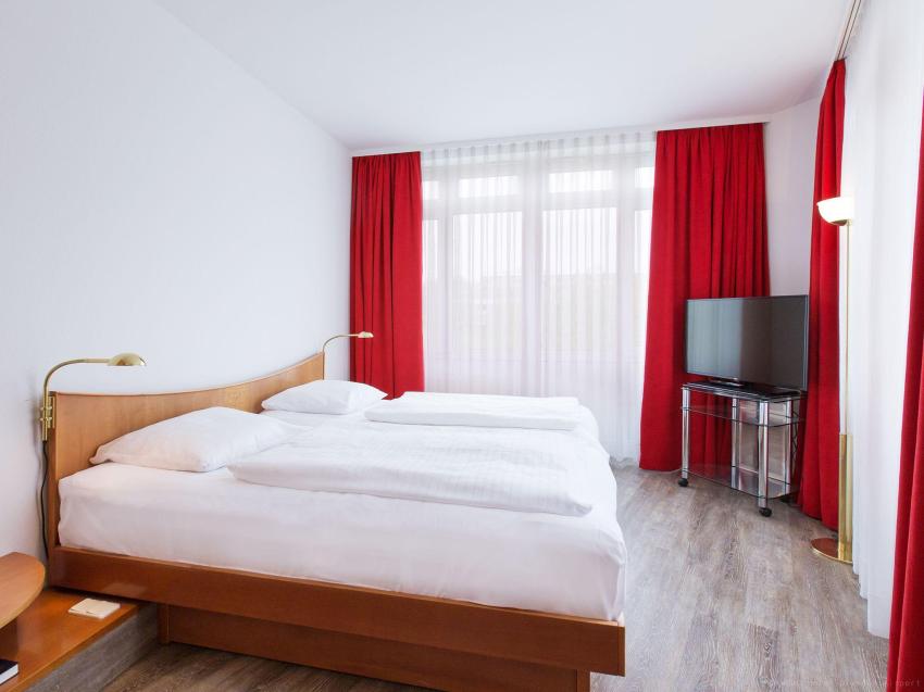 DORMERO Hotel Dresden Airport