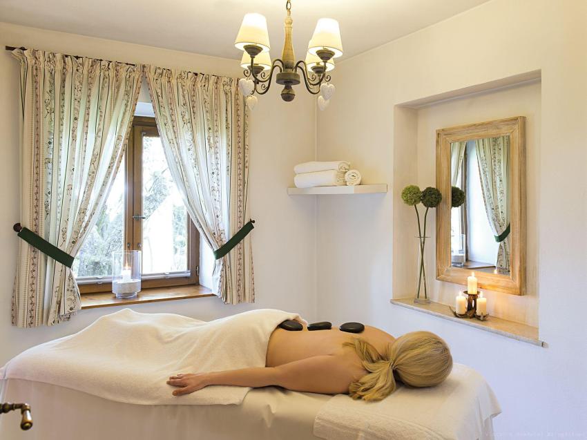Behandunglungsraum Victor's Romantik Spa