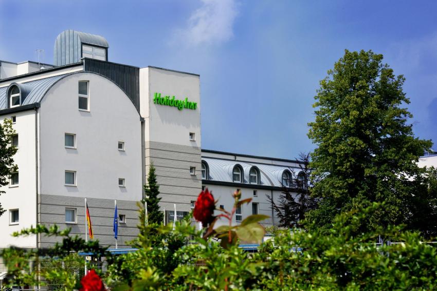 Aussenansicht Holiday Inn Lübeck