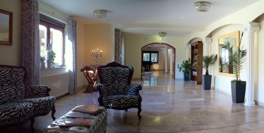 Lounge City Hotel Antik