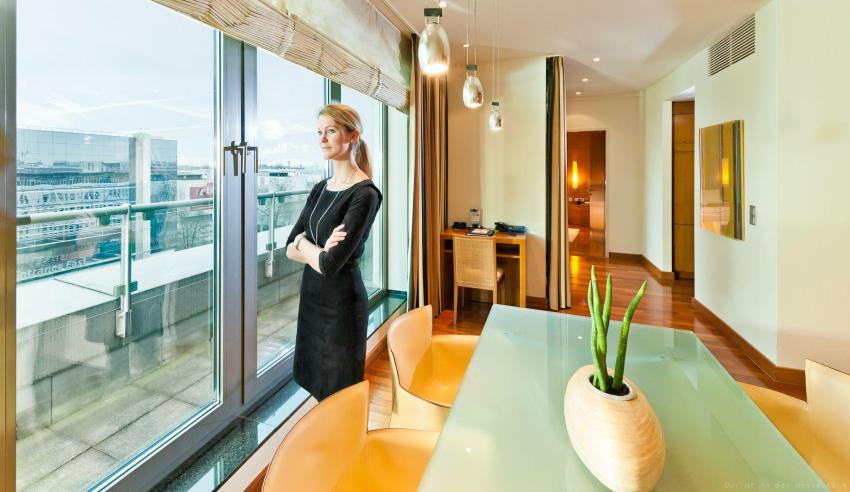 Senator Suite