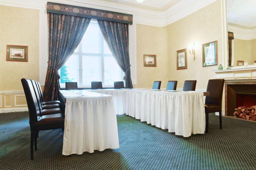 Schlosshotel Villa Westerberge - Hotel