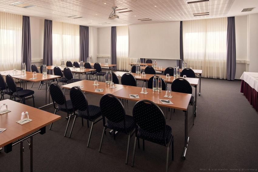 Hotel & alpincenter Hamburg-Wittenburg