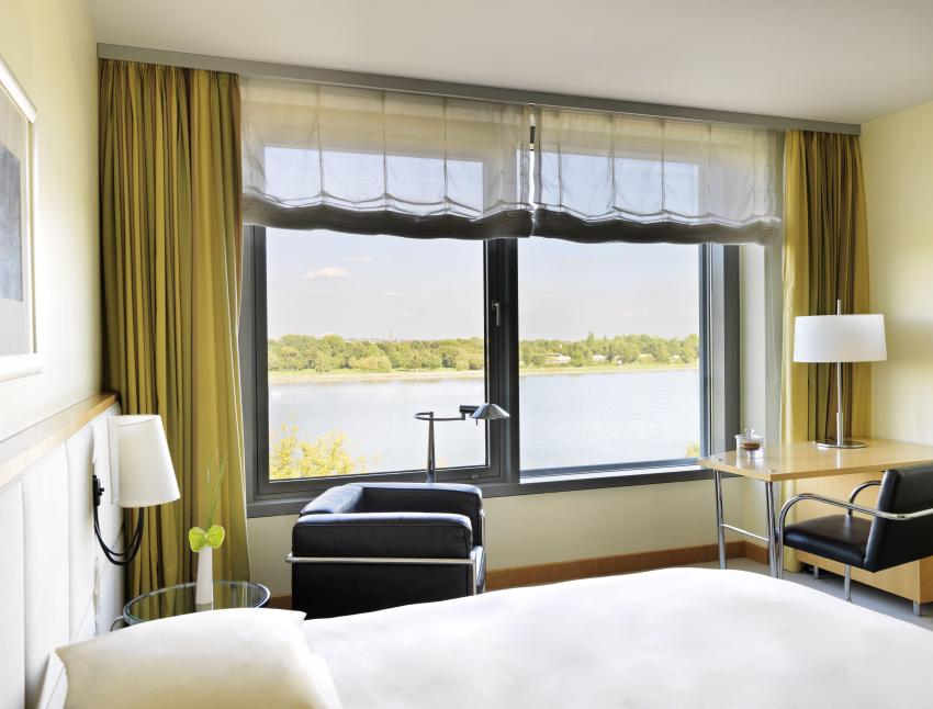 Zimmer mit Rheinblick