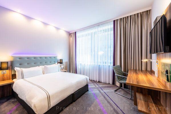 Premier Inn Frankfurt City Centre