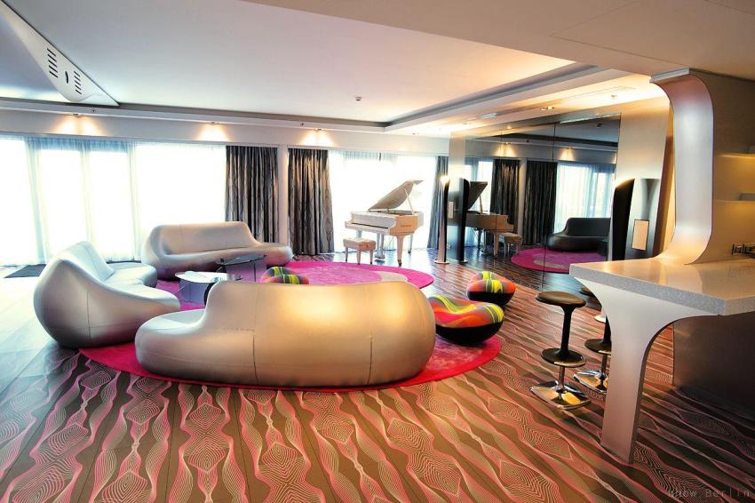 nhow Suite livingroom