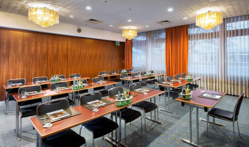 Saal Tarevmünde