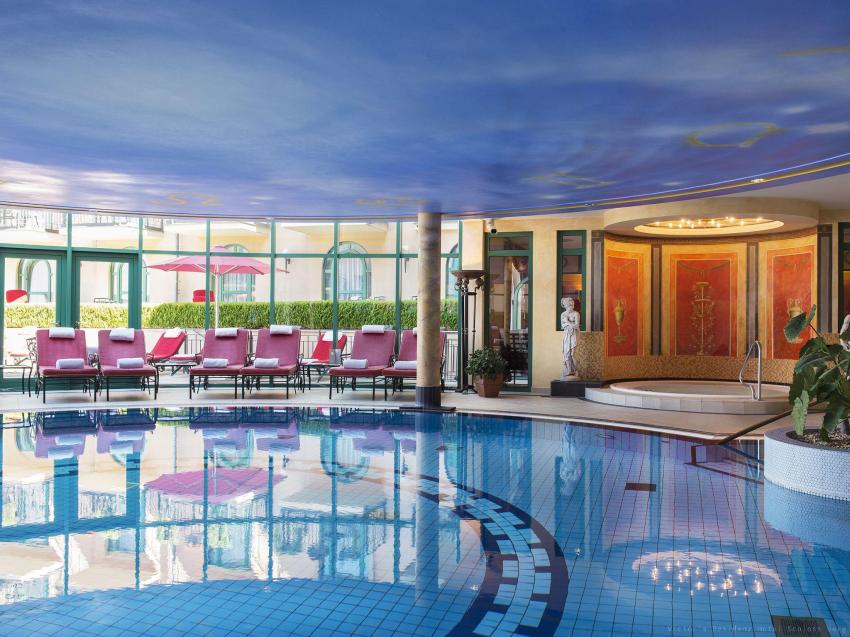 Wellness-Bereich - Pool