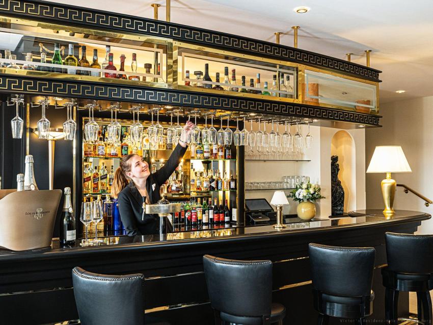 Lobby Bar