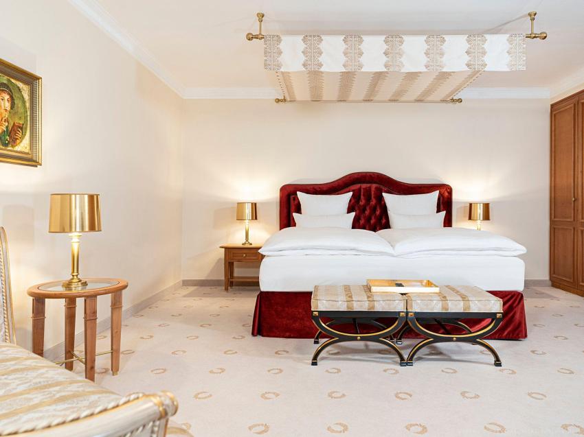 Victor's Residenz-Hotel Schloss Berg