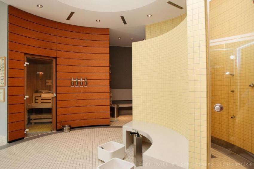 Rugs HOTEL am Schlosspark Lichtenwalde